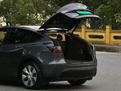 Tesla Model Y Standard Range RWD - ფოტო 5