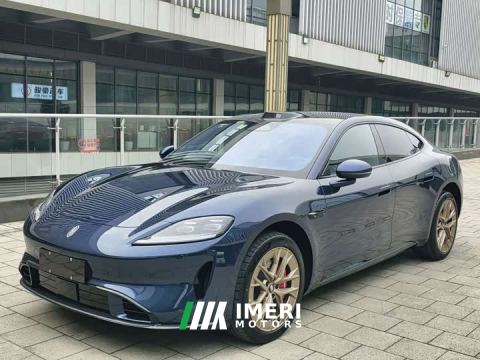 2026 SAIC Shangjie Z7 Ultra - автомобиль из Китая