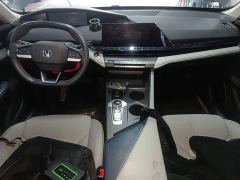 Changan UNI-V Smart Electric iDD 1.5T 113km Smart Fun Edition - ფოტო 9