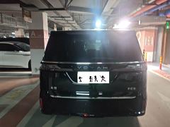 Voyah Lantu Dreamchaser PHEV AWD Luxury Qiankun Edition - фото 8