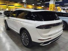 Ford Adventurer 2.0T FWD Elegant Edition - photo 4