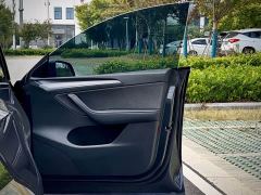 Tesla Model Y Rear-Wheel Drive - ფოტო 15