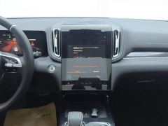 FAW Red Flag HS3 PHEV 115km Dynamic Edition - photo 13