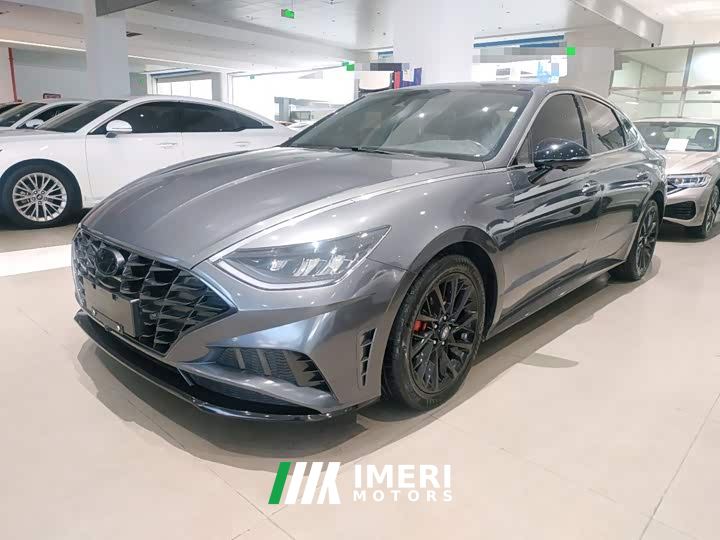 Hyundai Sonata 270TGDi DCT 20th Anniversary Edition - car from China