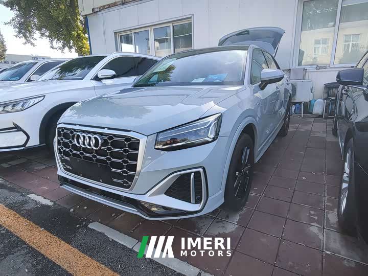 Audi Q2L 35 TFSI Fashion Elegance - car from China