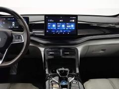 BYD Qin PLUS Glory Edition DM-i 55KM Leading - фото 12