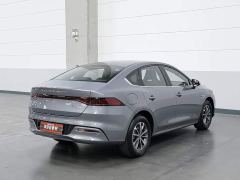 BYD Qin PLUS Glory Edition DM-i 55KM Leading - фото 2