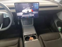 Tesla Model Y Rear-Wheel Drive - photo 12