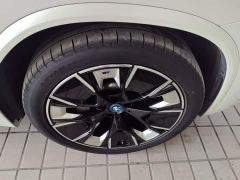 BMW iX3 Leading Edition - photo 11