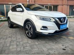Nissan Qashqai 2.0L CVT XV Premium Luxury - фото 1