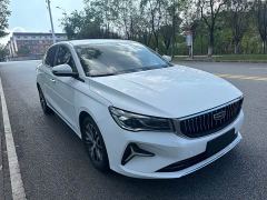 Geely Emgrand 4th Generation 1.5L CVT Luxury - фото 3