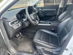 Geely Emgrand 4th Generation 1.5L CVT Luxury - фото 7