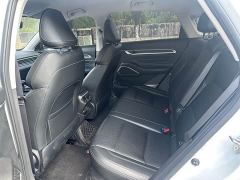 Geely Emgrand 4th Generation 1.5L CVT Luxury - фото 8