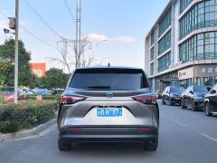 Toyota Sienna 2.5L Hybrid Comfort Edition - фото 3