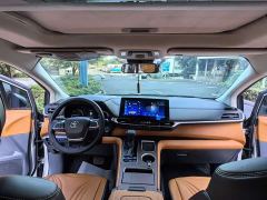 Toyota Sienna 2.5L Hybrid Comfort Edition - фото 8