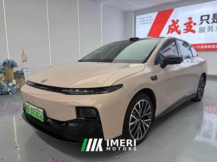 Leapmotor B01 550 Pleasure Edition - автомобиль из Китая