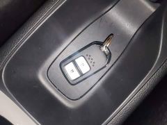 Honda Fit 1.5L CVT Trendy Sunroof Edition - photo 8