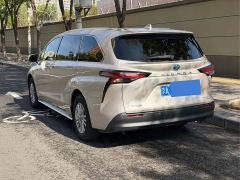 Toyota Sienna 2.5L Hybrid Luxury - photo 5