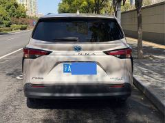 Toyota Sienna 2.5L Hybrid Luxury - photo 6
