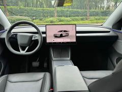 Tesla Model Y Rear-Wheel Drive - ფოტო 7