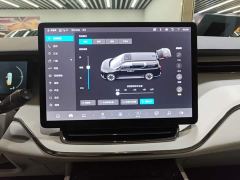 Volvo EM90 Ultra Six-Seater - ფოტო 12