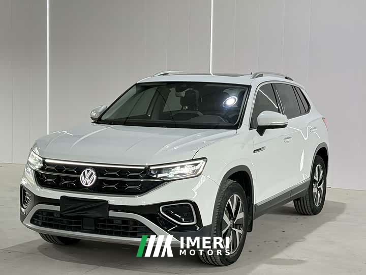 Volkswagen Taos 280TSI FWD Luxury Plus Advanced Edition - автомобиль из Китая