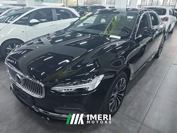 Volvo S90 B5 Intelligent Luxury Edition