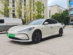 IM Motors Zhiji L6 Max Standard Edition - photo 1
