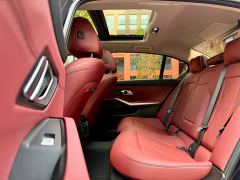 BMW 3 Series 325Li M Sport Night Edition Package - ფოტო 11