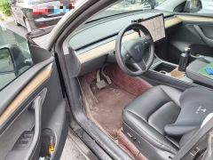 Tesla Model Y Long Range All-Wheel Drive - ფოტო 12