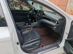 Toyota Camry 2.0G Luxury - ფოტო 8