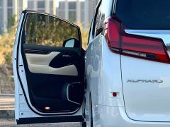 Toyota Alphard Hybrid 2.5L Luxury - фото 7