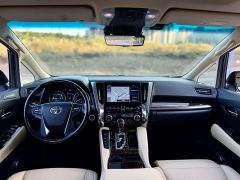Toyota Alphard Hybrid 2.5L Luxury - фото 9