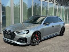 Audi RS 4 RS4 Avant Black Obsidian Edition - ფოტო 1