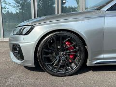 Audi RS 4 RS4 Avant Black Obsidian Edition - ფოტო 7