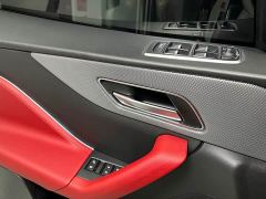 Jaguar F-PACE 2.0T Cheq. Edition - фото 17