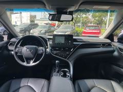 Toyota Camry 2.5G Luxury - ფოტო 16