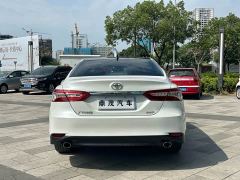 Toyota Camry 2.5G Luxury - ფოტო 4