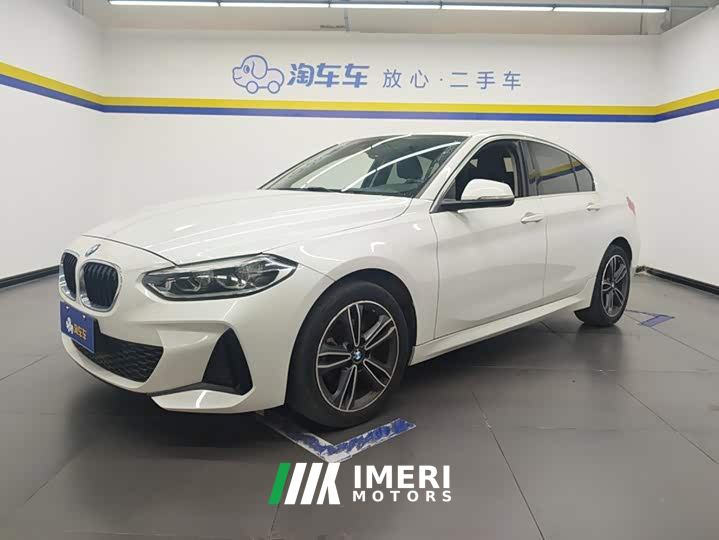 BMW 1 Series 120i M Sport - автомобиль из Китая