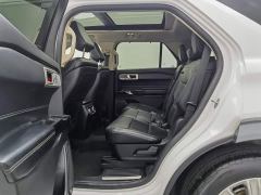 Ford Explorer EcoBoost 285 AWD Titanium 7-Seater - ფოტო 15