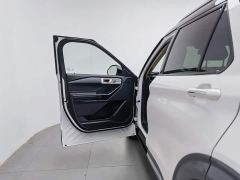Ford Explorer EcoBoost 285 AWD Titanium 7-Seater - ფოტო 8