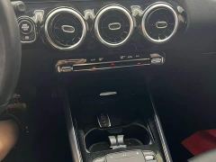 Mercedes-Benz GLA 180 - photo 12