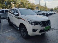 Nissan Tuouda 2.5L XL Upper Automatic 2WD Luxury Edition - фото 3