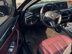 BMW 5 Series 525Li M Sport Package - ფოტო 3
