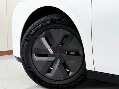 Li Auto Li Xiang MEGA Ultra - фото 6