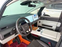Li Auto Li Xiang MEGA Ultra - фото 8
