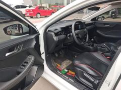 SAIC MG i5 1.5L Manual Comfort Edition - photo 15