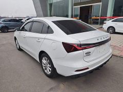 SAIC MG i5 1.5L Manual Comfort Edition - photo 4