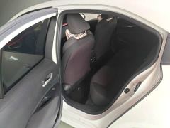 Toyota Corolla 1.8L CVT Luxury - фото 4