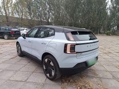 Volvo EX30 Rear-Wheel Drive Long Range Plus - ფოტო 4